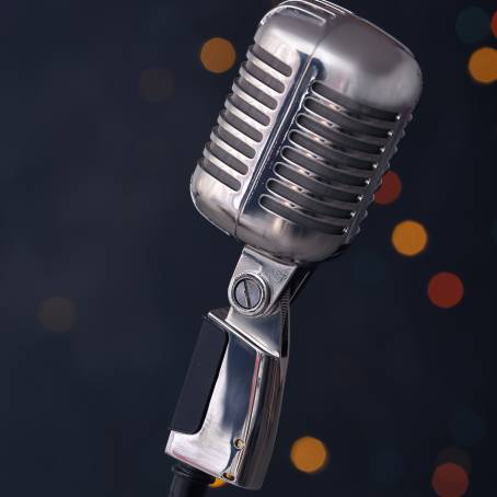 Bringing Nostalgia Retro Microphones in Concert Settings