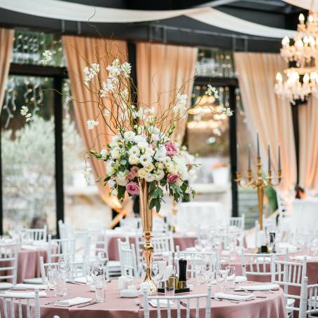 Luxury Floral Hangings Transforming Wedding Spaces