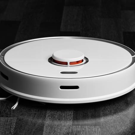 Laminate Love Robotic Vacuum Cleaner in Action