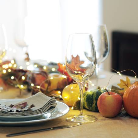 Chic Thanksgiving Table Settings for Special Gatherings